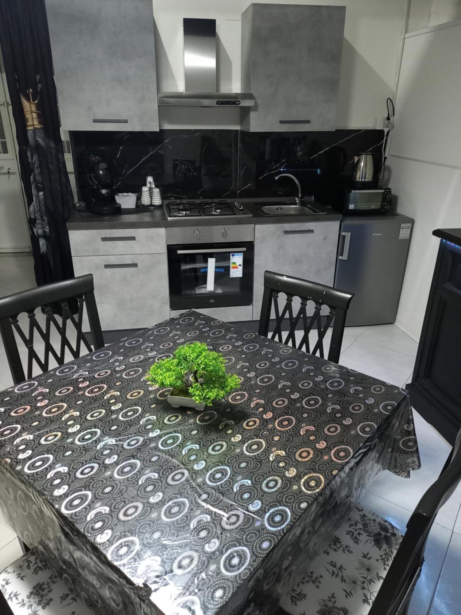 Apartamento O' Vascio E Totor Nápoles Exterior foto